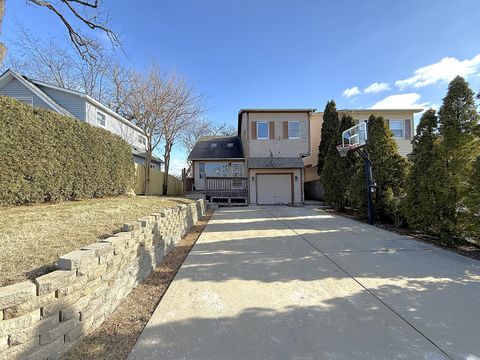 A home in Round Lake Beach