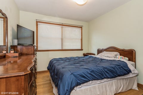 Tiny photo for 1011 W Hillgrove Avenue, La Grange, IL 60525 (MLS # 12744108)