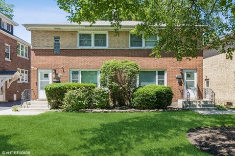 Photo of 1011 W Hillgrove Avenue, La Grange, IL 60525 (MLS # 12744108)