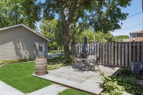 Tiny photo for 1011 W Hillgrove Avenue, La Grange, IL 60525 (MLS # 12744108)