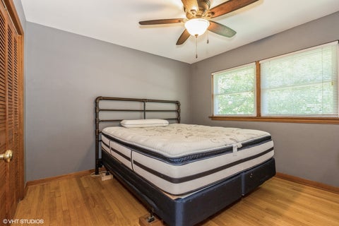 Tiny photo for 1011 W Hillgrove Avenue, La Grange, IL 60525 (MLS # 12744108)