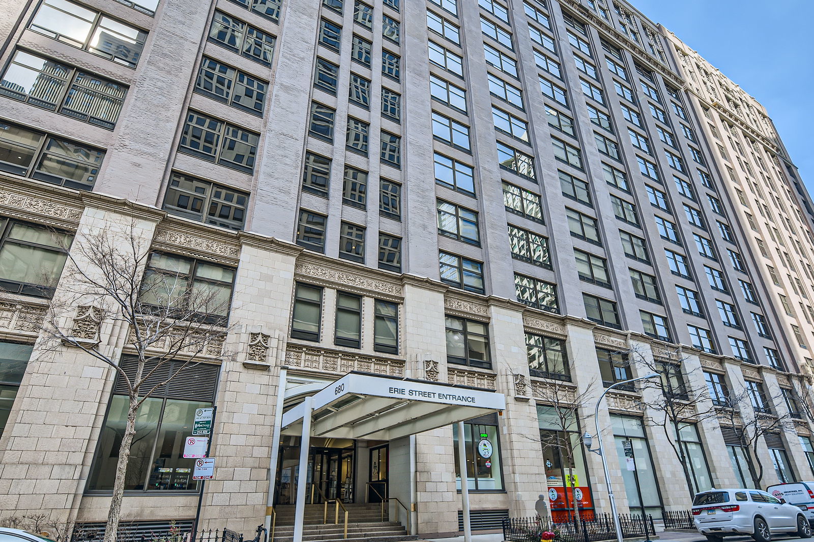 680 N Lake Shore Drive 1212