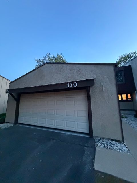 Photo of 170 Cascade Drive, Indian Head Park, IL 60525 (MLS # 12639455)