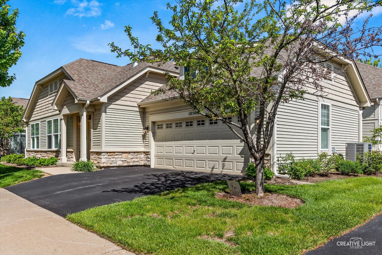 1850 FOXRIDGE Court