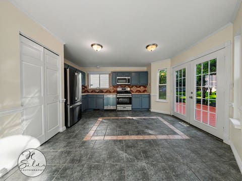 Tiny photo for 5532 Chantilly Circle, Lake In The Hills, IL 60156 (MLS # 12701136)