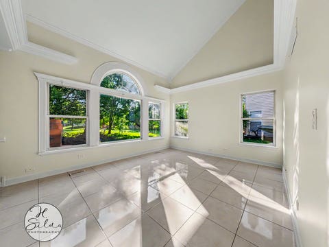 Tiny photo for 5532 Chantilly Circle, Lake In The Hills, IL 60156 (MLS # 12701136)