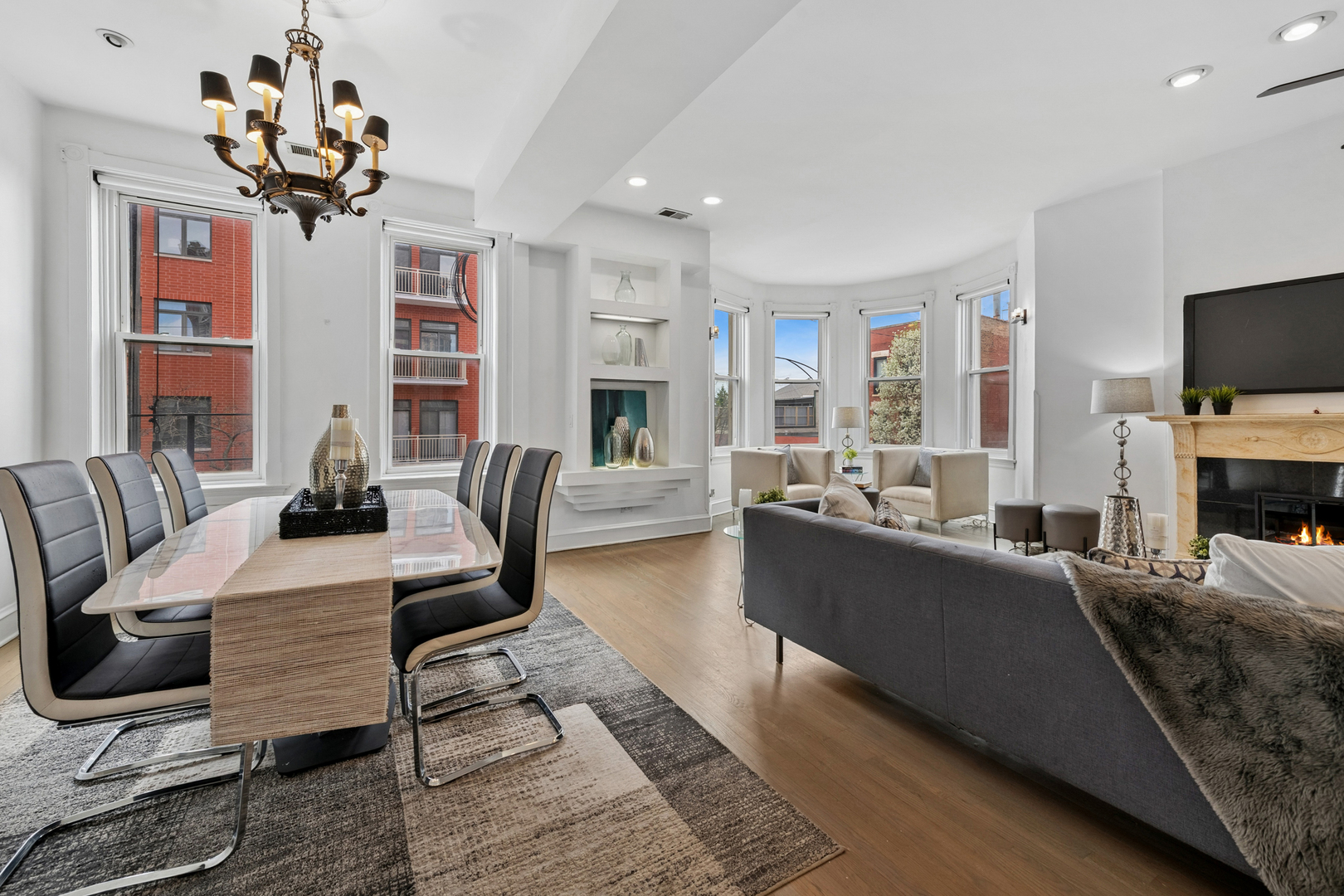 1170 W Armitage Avenue 2W