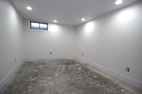 Tiny photo for 108 E Gridley Road, Gridley, IL 61744 (MLS # 12486633)