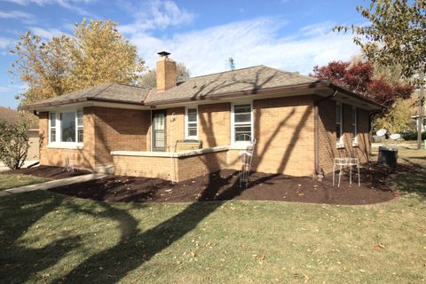 Tiny photo for 108 E Gridley Road, Gridley, IL 61744 (MLS # 12486633)