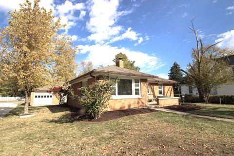Tiny photo for 108 E Gridley Road, Gridley, IL 61744 (MLS # 12486633)