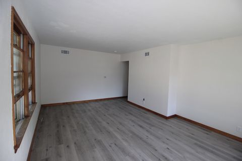 Tiny photo for 108 E Gridley Road, Gridley, IL 61744 (MLS # 12486633)