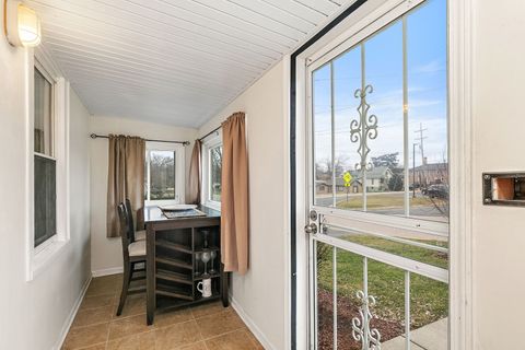 Tiny photo for 306 Johnson Street, East Dundee, IL 60118 (MLS # 12588547)