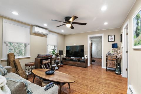 Tiny photo for 306 Johnson Street, East Dundee, IL 60118 (MLS # 12588547)