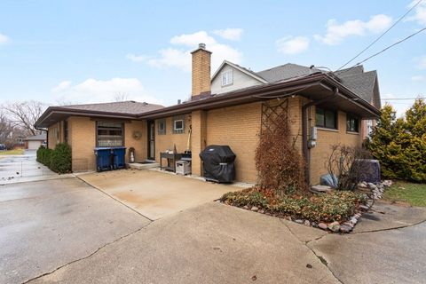 Tiny photo for 5221 Fair Elms Avenue, Western Springs, IL 60558 (MLS # 12623871)