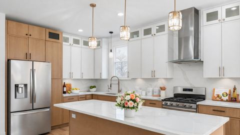 Tiny photo for 904 N Trumbull Avenue, Chicago, IL 60651 (MLS # 12625922)