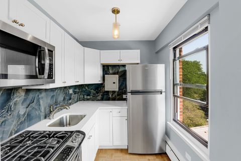 Tiny photo for 4880 N Marine Drive #404, Chicago, IL 60640 (MLS # 12567179)