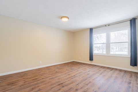 Tiny photo for 1 Wilshire Wood Drive, Mackinaw, IL 61755 (MLS # 12526763)