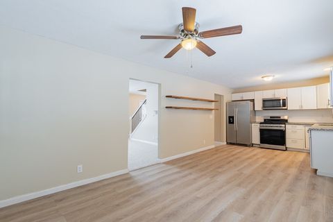 Tiny photo for 1 Wilshire Wood Drive, Mackinaw, IL 61755 (MLS # 12526763)