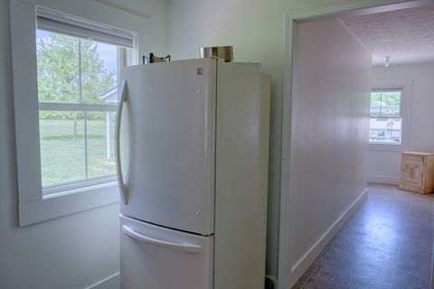 Tiny photo for 1354 Hickory Trail, Carbondale, IL 62902 (MLS # 12632662)