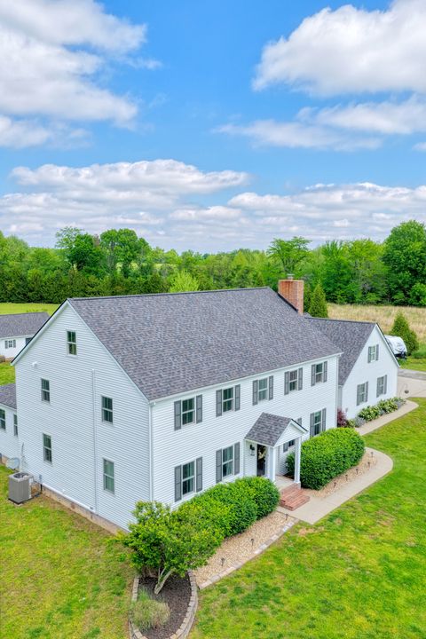 Tiny photo for 1354 Hickory Trail, Carbondale, IL 62902 (MLS # 12632662)