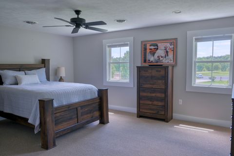 Tiny photo for 1354 Hickory Trail, Carbondale, IL 62902 (MLS # 12632662)
