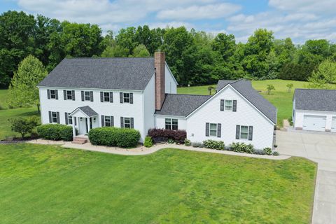 Photo of 1354 Hickory Trail, Carbondale, IL 62902 (MLS # 12632662)