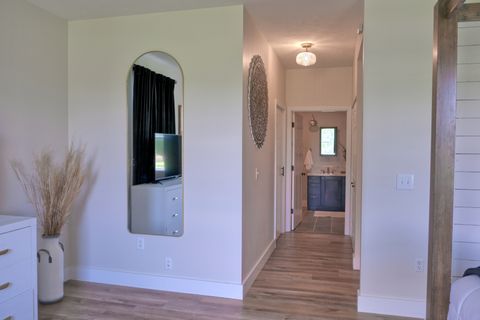 Tiny photo for 1354 Hickory Trail, Carbondale, IL 62902 (MLS # 12632662)
