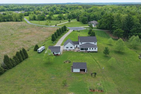 Tiny photo for 1354 Hickory Trail, Carbondale, IL 62902 (MLS # 12632662)