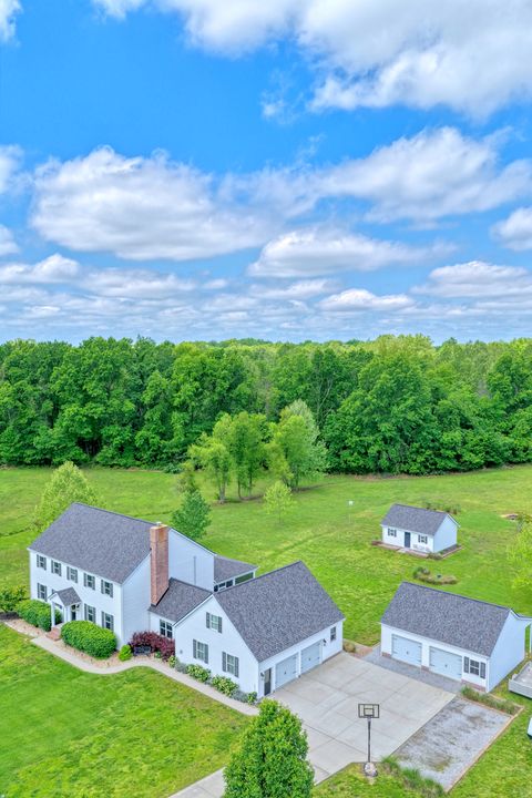 Tiny photo for 1354 Hickory Trail, Carbondale, IL 62902 (MLS # 12632662)