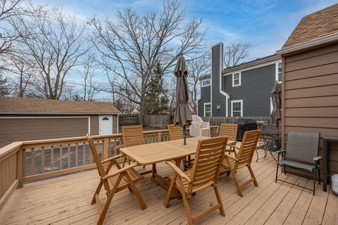 Tiny photo for 1032 Sheridan Avenue, Deerfield, IL 60015 (MLS # 12605659)