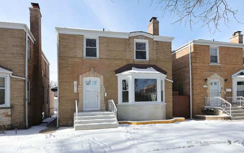 Photo of 1816 N Nashville Avenue, Chicago, IL 60707 (MLS # 12611822)