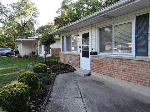 Tiny photo for 18 E Rocket Circle, Park Forest, IL 60466 (MLS # 12567923)