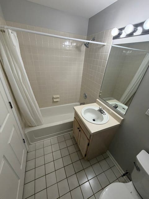 Tiny photo for 205 ASHBURY Lane E #E3, Roselle, IL 60172 (MLS # 12693797)