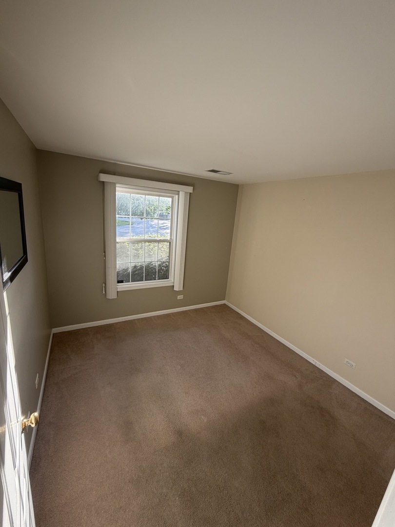 205 ASHBURY Lane E E3