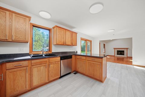 Tiny photo for 18641 Loras Court, Country Club Hills, IL 60478 (MLS # 12485822)