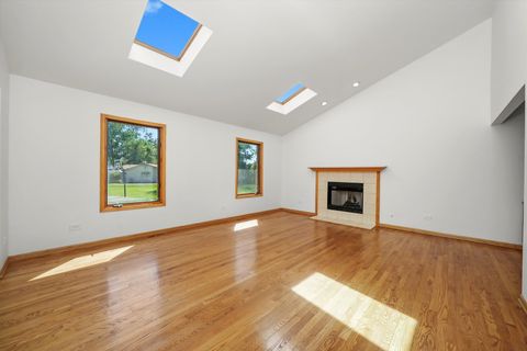 Tiny photo for 18641 Loras Court, Country Club Hills, IL 60478 (MLS # 12485822)