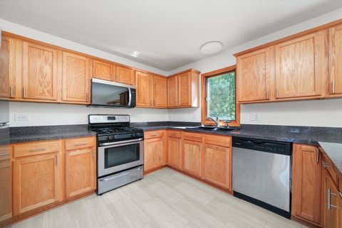 Tiny photo for 18641 Loras Court, Country Club Hills, IL 60478 (MLS # 12485822)