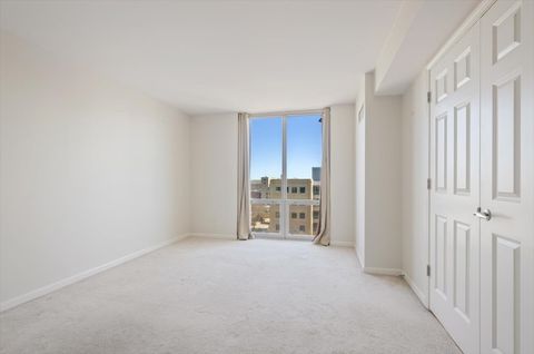 Tiny photo for 1640 Maple Avenue #808, Evanston, IL 60201 (MLS # 12590136)
