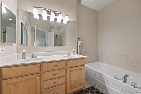 Tiny photo for 2721 Lorraine Circle, Geneva, IL 60134 (MLS # 12490078)