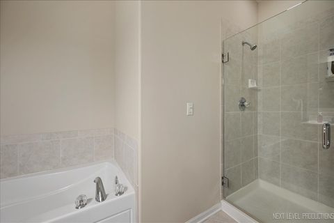 Tiny photo for 2721 Lorraine Circle, Geneva, IL 60134 (MLS # 12490078)