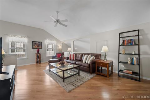 Tiny photo for 2721 Lorraine Circle, Geneva, IL 60134 (MLS # 12490078)