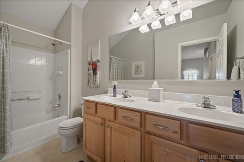 Tiny photo for 2721 Lorraine Circle, Geneva, IL 60134 (MLS # 12490078)