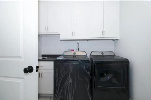 Tiny photo for 6101 Wrigley Drive, Bloomington, IL 61705 (MLS # 12621969)