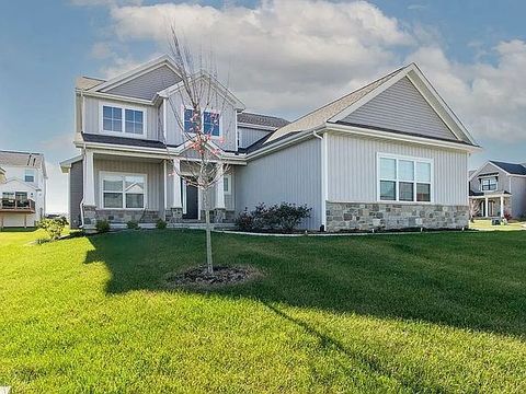 Tiny photo for 6101 Wrigley Drive, Bloomington, IL 61705 (MLS # 12621969)