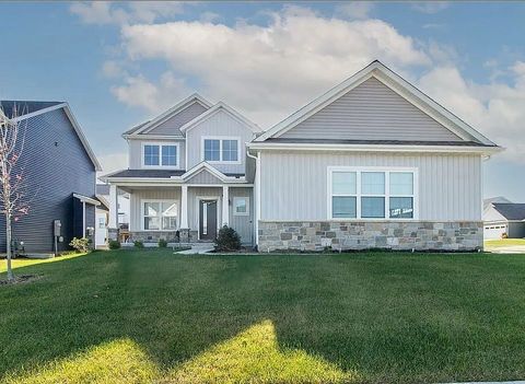 Tiny photo for 6101 Wrigley Drive, Bloomington, IL 61705 (MLS # 12621969)