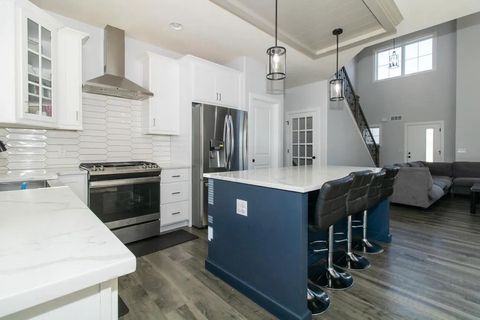 Tiny photo for 6101 Wrigley Drive, Bloomington, IL 61705 (MLS # 12621969)