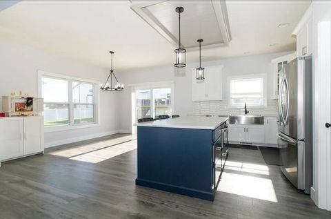 Tiny photo for 6101 Wrigley Drive, Bloomington, IL 61705 (MLS # 12621969)