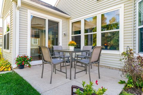 Tiny photo for 3174 Comstock Court, Mundelein, IL 60060 (MLS # 12506448)