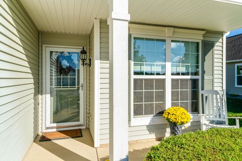 Tiny photo for 3174 Comstock Court, Mundelein, IL 60060 (MLS # 12506448)