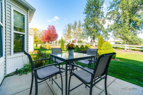 Tiny photo for 3174 Comstock Court, Mundelein, IL 60060 (MLS # 12506448)